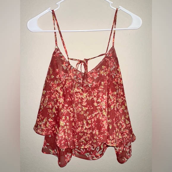 Express Women’s Maroon/Red Floral Cropped Flowy Tank Top Size Medium Bohemian - Picture 2 of 7
